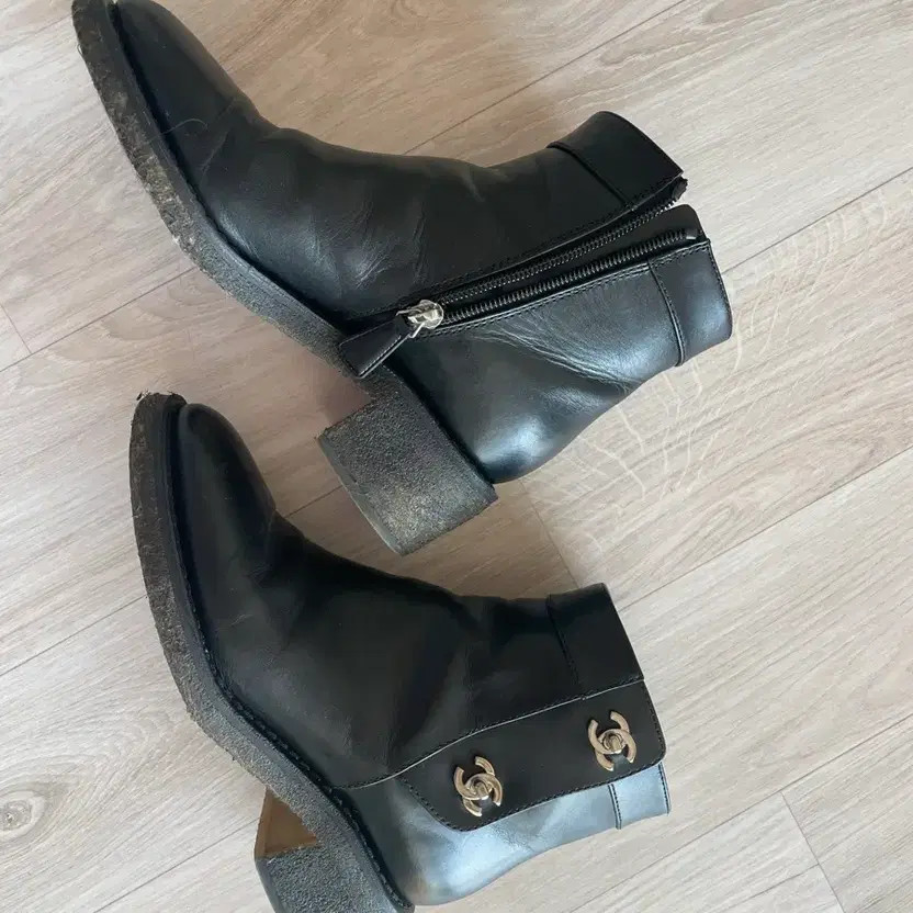Chanel CC Logo Black Ankle Boots Size 5.5 (225) thumbnail 4