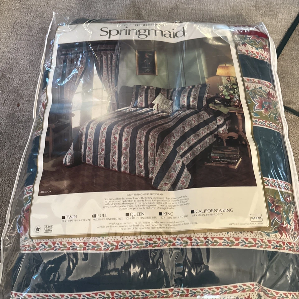 Vintage 80's Springmaid Full Quilted Bedspread Green Floral Retro 96x110 - Image 2 of 4