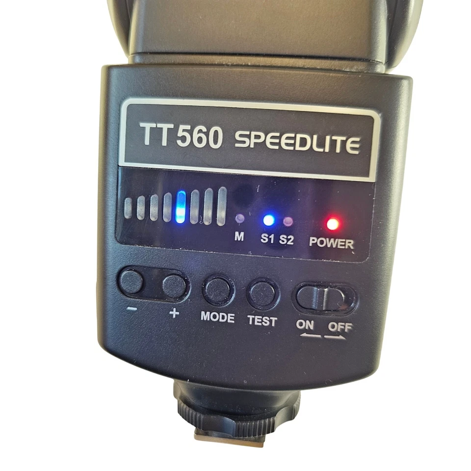 Neewer TT560 Speedlite Flash Universal Hot Shoe Mount for DSLR Cameras - Image 2 of 4