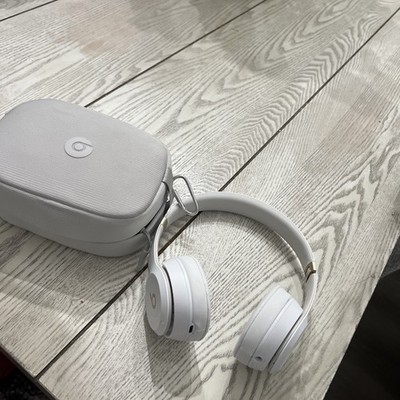 Beats by Dr. Dre Studio Pro Headphones Good Batterie And has Original Box