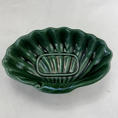 Vintage Hull Pottery F25 Green Shell Shaped Soap Dish