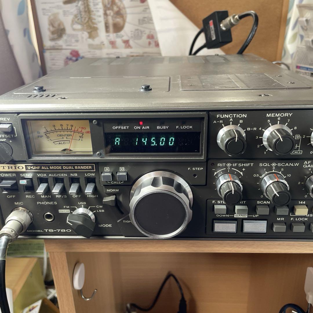 Kenwood TR IO TS-780 Dual Band Transceiver 145/430MHz Kenwood TR IO TS-780 Dual Band Transceiver 145/430MHz
