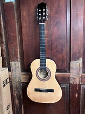 Lucida Lk-2 3/4 Size Classical Nylon String Acoustic Student Folk Guitar