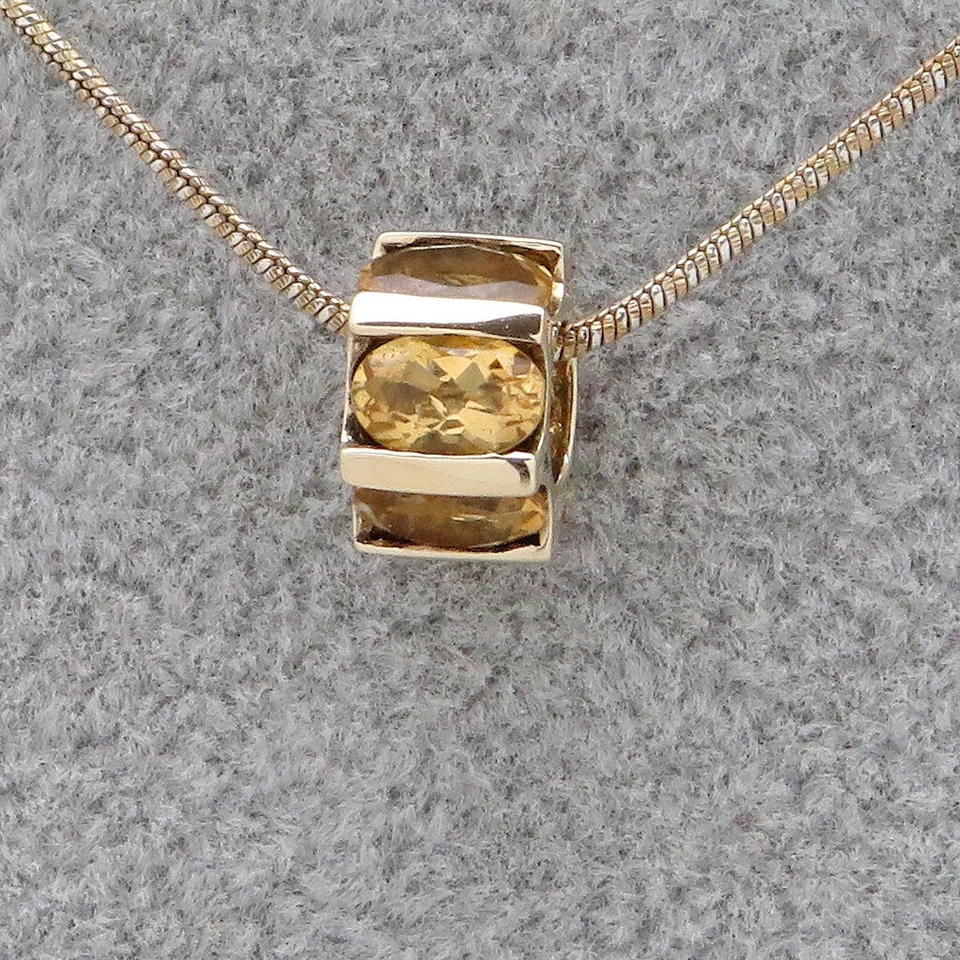 Anhänger Läufer mit Citrin Besatz in 375/9K Gelbgold - Bild 2 von 4