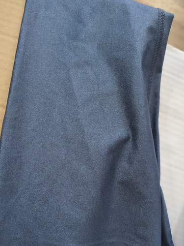 Reebok Women's Metallic High Rise Leggings Medium  - Picture 2 of 5