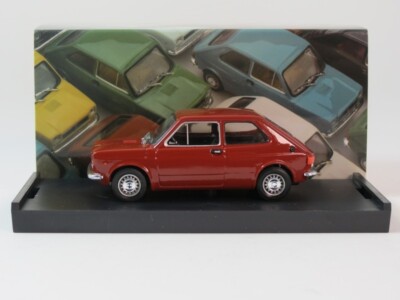 Brumm Fiat 127 1a Serie 2 Türen Rot Sierra Innen Schwarz 1971 1/43 R500-09 2025