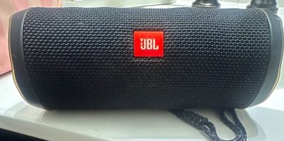 JBL Charge 4 Portable Bluetooth Speaker Black Cylindrical w/ Carrying Strap