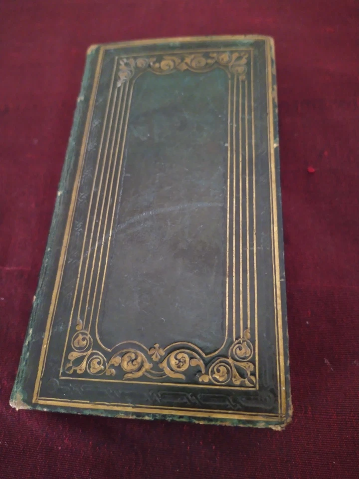 BEAUTIES OF SHAKESPEARE..FINE FULL LEATHER BINDING MINIATURE BOOK.PUBLISHED 1824 - Image 2 of 4