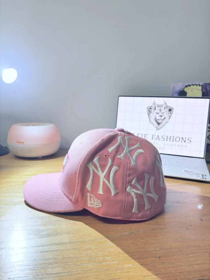 SUPREME NEW ERA 7 1/4 57.7 CM PINK WORLD FAMOUS FITTED HAT BRAND NEW - Image 4 of 4