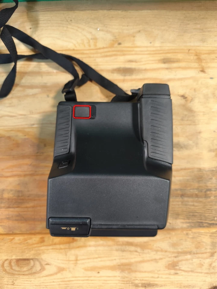 📸 Polaroid Impulse 600 🎞️ Fotocamera Istantanea Vintage  - Immagine 4 di 4