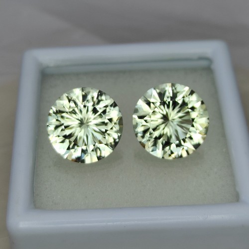 Precision cut, 13.20 ct Natural Prasiolite Pair, 13 MM Round Green Amethyst - Picture 3 of 5