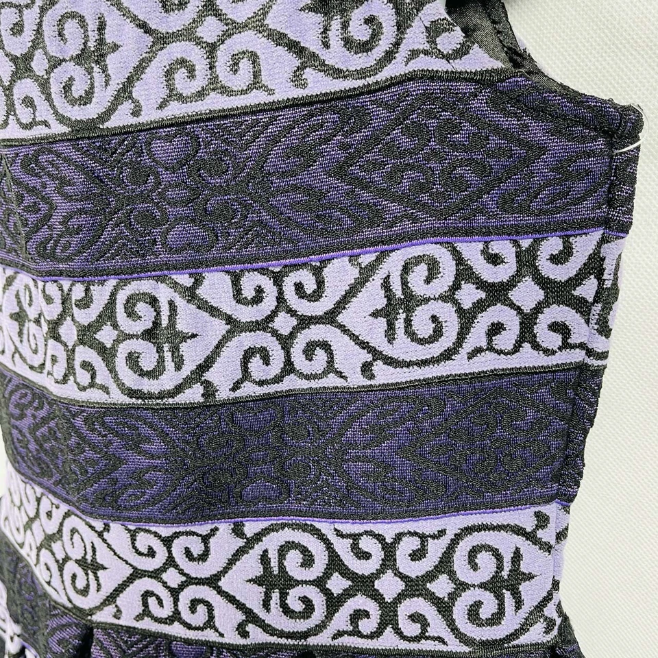 VESTIDO SEM MANGAS FEMININO BOUTIQUE ELISA B. LISTRADO ROXO Formas Texturizadas Tamanho 10 - Imagem 4 de 4