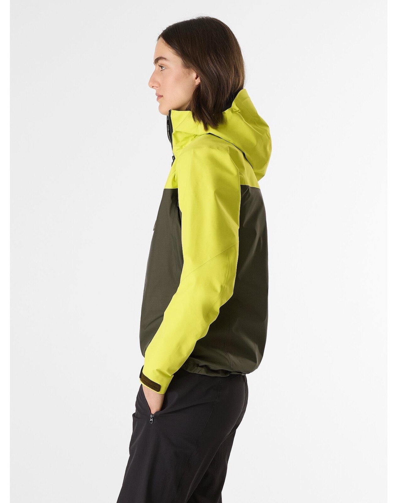 Giacca a guscio impermeabile nuova con etichette Arc'teryx Alpha Goretex donna nuova con etichette L $700