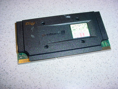 INTEL PENTIUM III PROCESSOR SPEED 667mhz/256/133/1.7V WORKING & READY