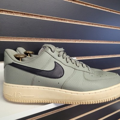 Men's Nike Air Force 1 Low Dark Stucco. Size 9 Style Code AA4083-007