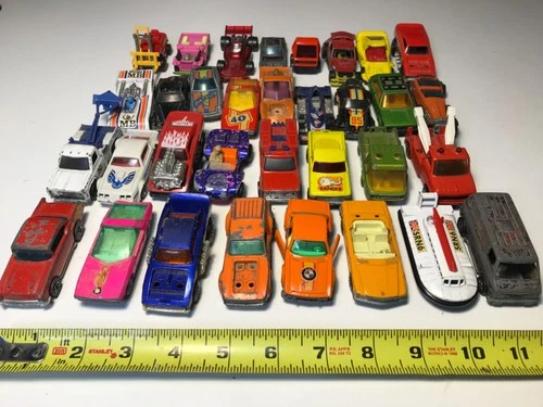 Vintage Lot Of 32 Matchbox & HOTWHEELS Cars Lesney ALL 1970’s WOW!