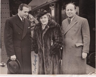 MARY PICKFORD 'America's Sweetheart' a RARE vintage 10x8" b/w signed photo