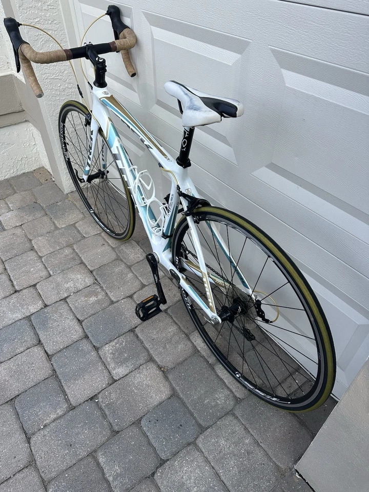 Bicicleta de carretera Trek Madone 4,5 carbono 48 cm Foto 3 de 4