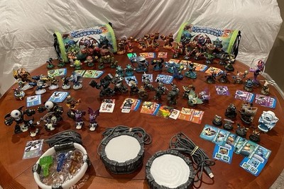 Activision Skylanders Spyro's Adventure Figures Lot w/ Spyro, Portals & Cards