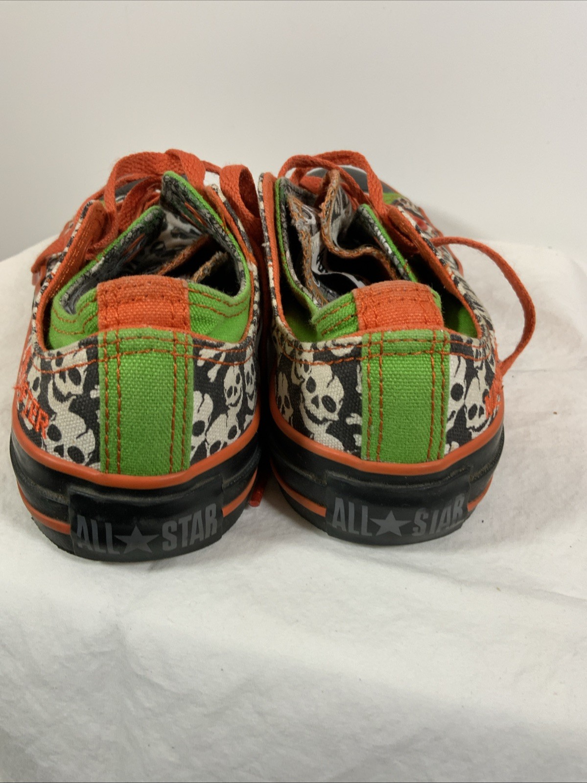 Skull  And Cross Bones Pattern Converse Chuck Tay… - image 5