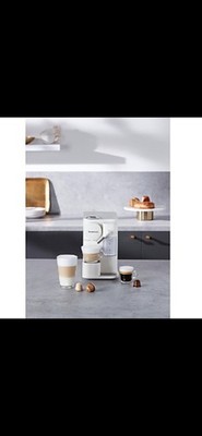 Delonghi Nespresso Lattissima One, White