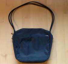 Esprit; borsa a tracolla / borsa a tracolla nera
