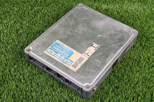 Toyota Land Cruiser FZJ80 Engine Computer 1FZ-FE A/T 89661-60190 Ecu Oem Used - Picture 1 of 13