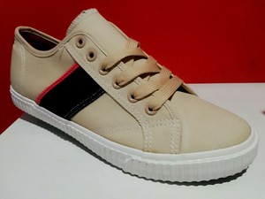 superga uomo scontate