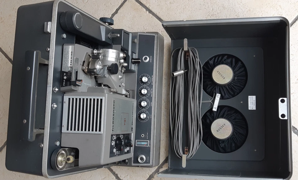 Projecteur Filmosound Bell and Howell 644 vintage - Photo 3/4
