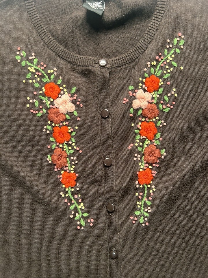 New York & Company Floral Embroidered Cardigan Sweater Women’s XL eBay