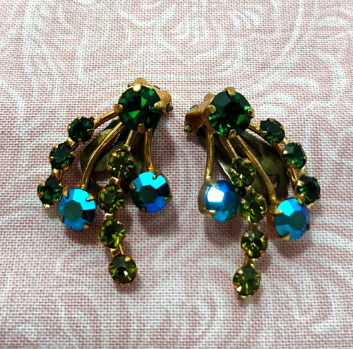 Vintage Austrian Clip Earrings Green & Blue Crystal Rhinestones Gold Tone - Picture 2 of 8