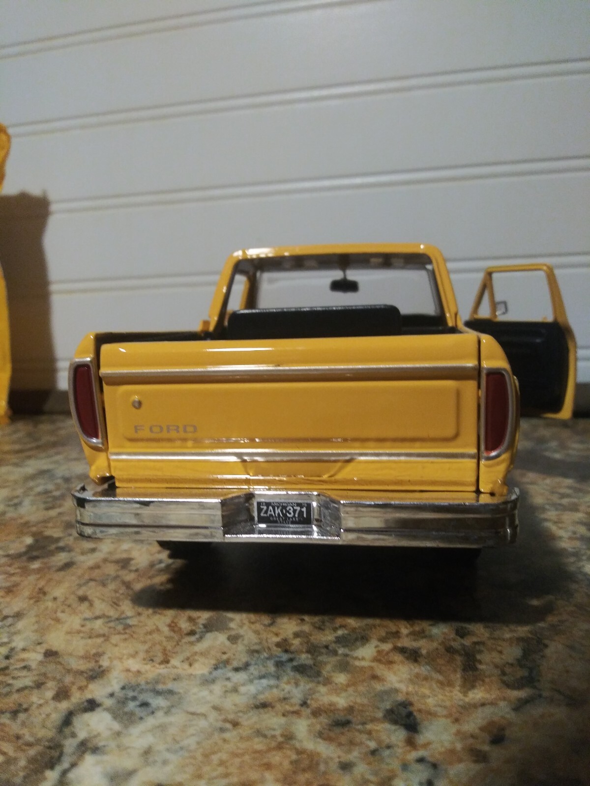 Picture 4 of 17