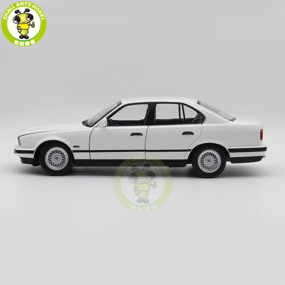 1/18 BMW 535i E34 1988 Minichamps White Diecast Model Toy Car Gifts For Father - Image 2 of 4