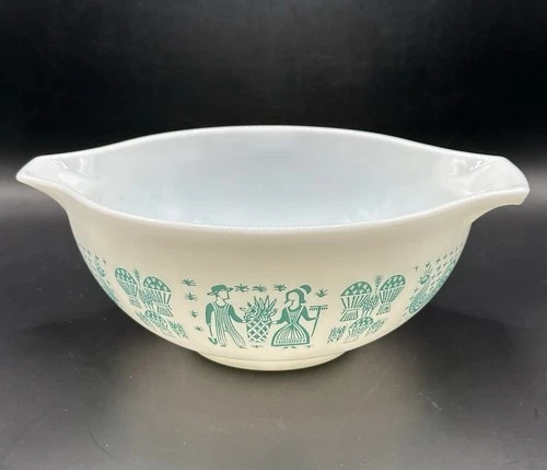 Vintage 1950's Pyrex Cinderella  Amish Butterprint #443  2 1/2 Quart Bowl