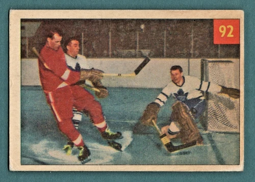 1954-55 Parkhurst Harry Lumley/Gordie Howe/Ron Stewart #92