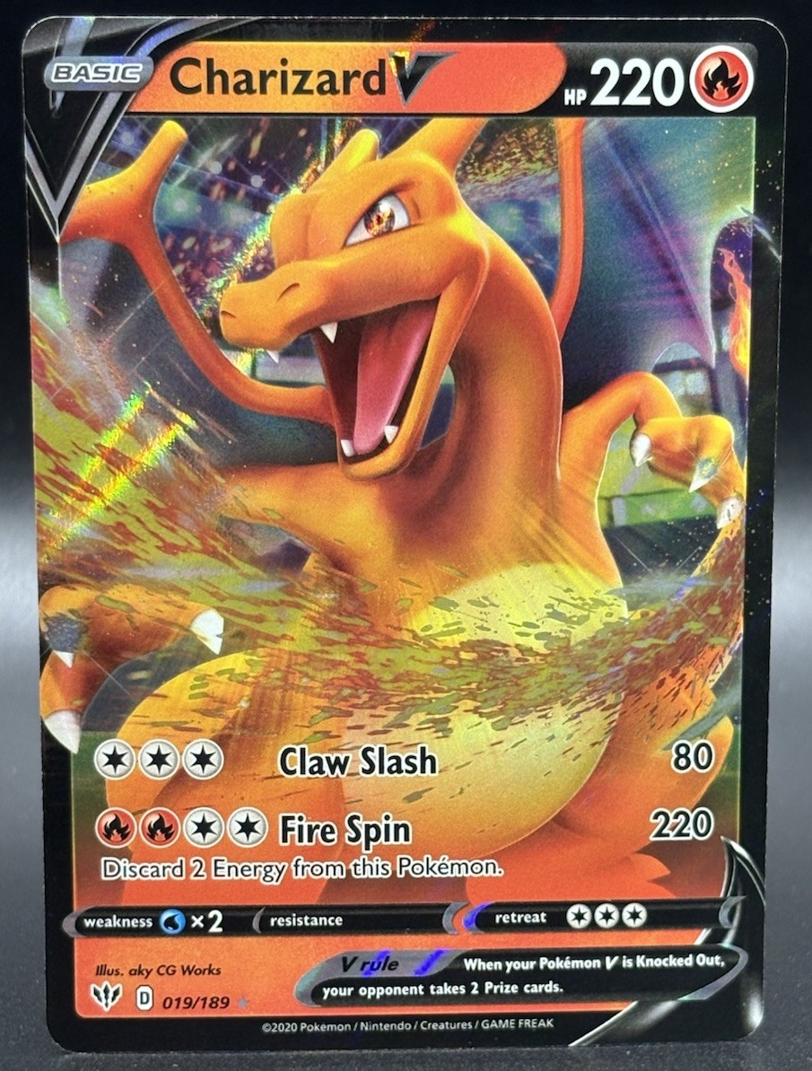 Pokémon TCG Charizard V Darkness Ablaze 19/189 Ultra Rare Holo NM