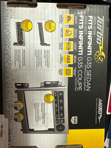 Metra - Installation Kit for Most 2005-2007 Infiniti G35 Vehicles - Silver - Picture 2 of 2