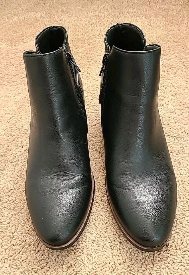 Beartraps Marconi Ankle Boots Women's Size 8.5M Buckle Side Zip Black 2" Heel  - Image 2 of 4