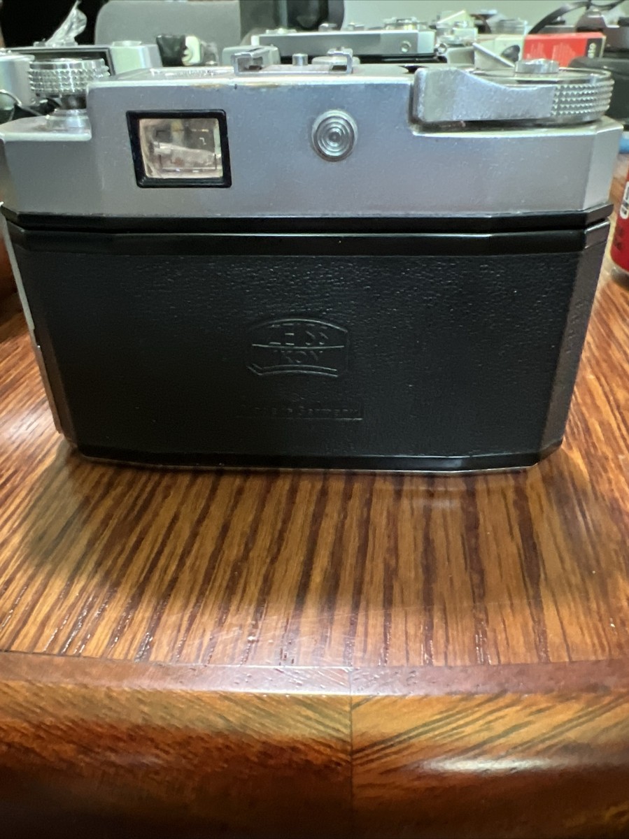 Zeiss Ikon Contina-Matic II 35mm Camera with 45mm f2.8 Pantar Lens