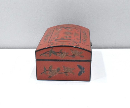 Chinese Antique Lacquer Storage Box - Picture 4 of 6