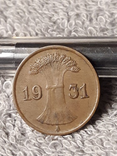 1931 ~ German Bronze 1 Reichspfennig KM#37 ~ Germany ~ Heavily Circulated - Picture 12 of 15