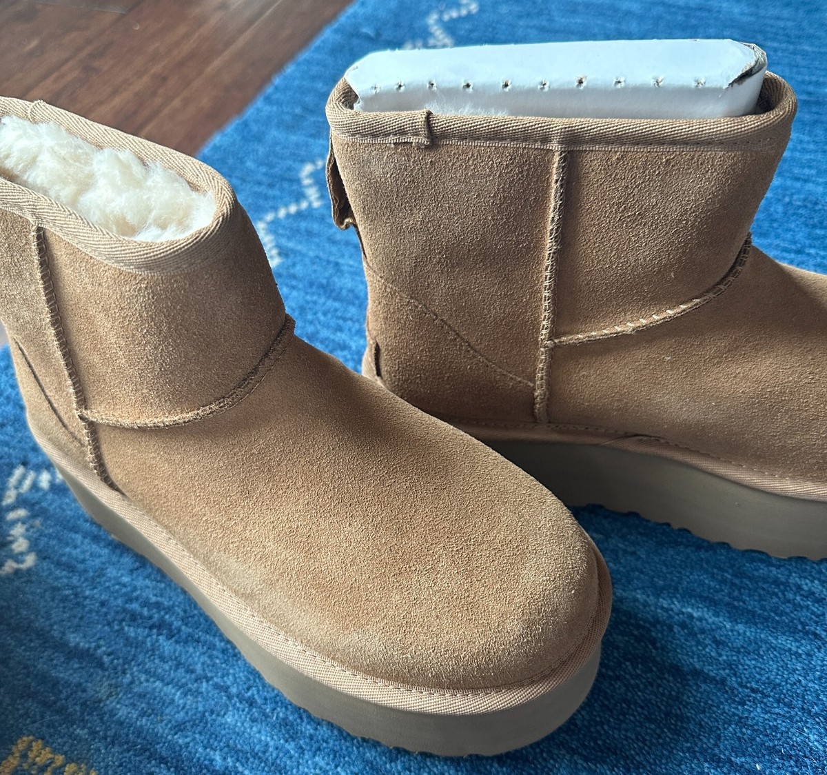 UGG Classic Ultra Mini Platform Women's Boots Shoes Chestnut Size