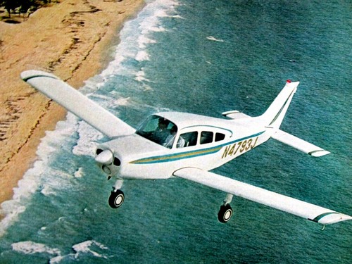 Beechcraft Musketeer Vintage 1969 Original Print Ad 8.5 x 11" - Picture 2 of 4