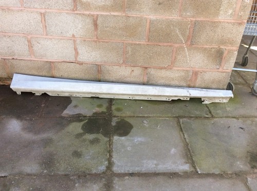 BMW 3ER GT M SPORT FAHRER SEITENROCK WEISS 8058772