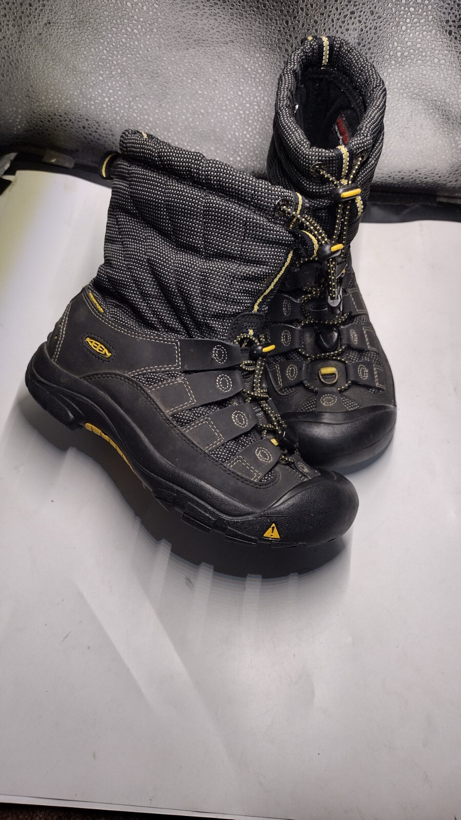 Stivali Keen Youths 6 (B21)