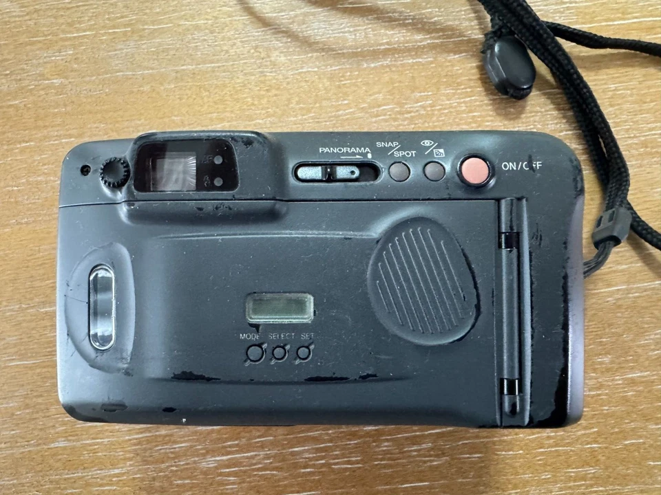 Samsung Maxima Zoom 145 35mm Point and Shoot Film Camera Vintage-Parts Only- - Image 2 of 2