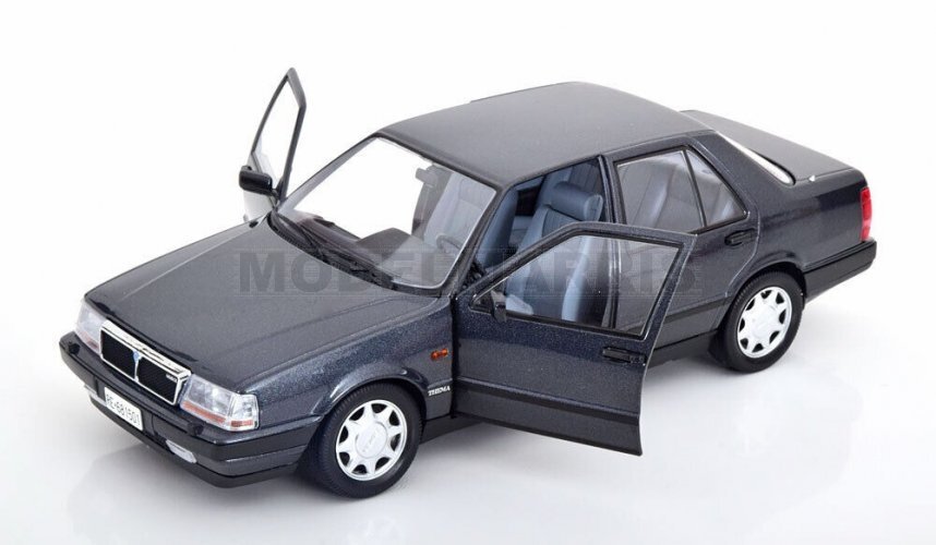 1/18 ランチア テーマ ターボ 16V LX 2S 1991 グリーンメタ