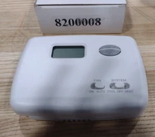 CENTRAL BOILER P/N 8200008 SINGLE STAGE, NON-PROGRAMMABLE 24-VOLT THERMOSTAT