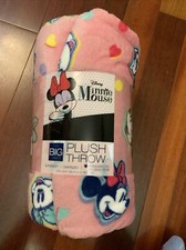 DISNEY  S MINNIE MOUSE BLANKET - 60" x 72  - The Big One Plush Throw Cuddly Pink