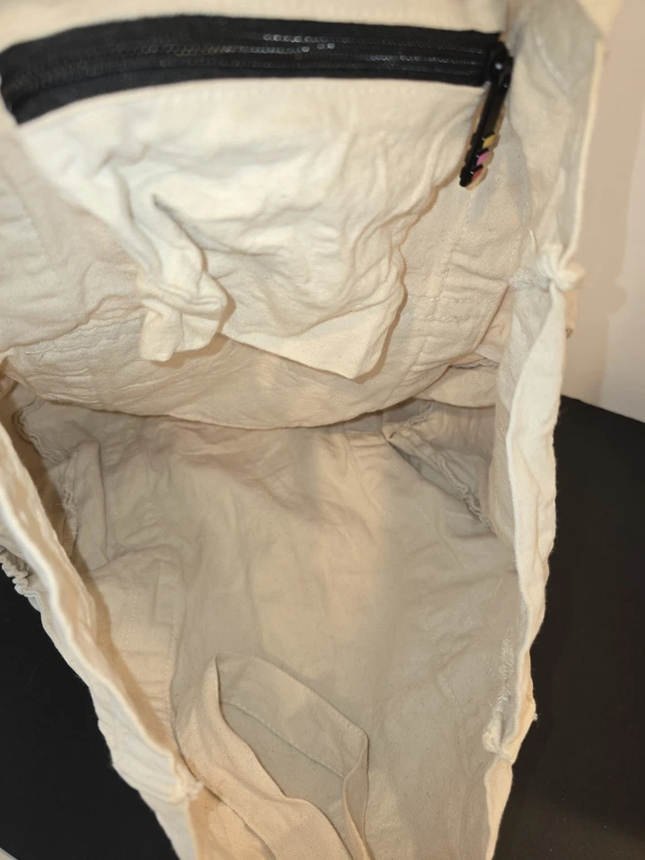 Bolso de Mano Apple Retail Employee Wellness Challenge Mercado Natural Bolsillos con Logotipo Foto 4 de 4